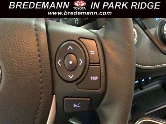 Toyota RAV4 2017 photo 12